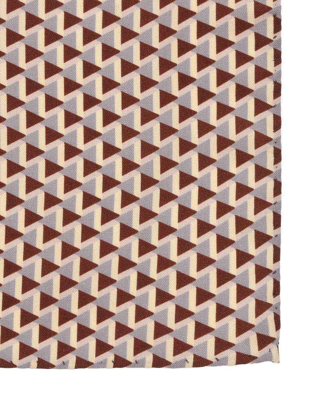 ウールシルクトライアングルプリントポケットチーフ – LARDINI Online