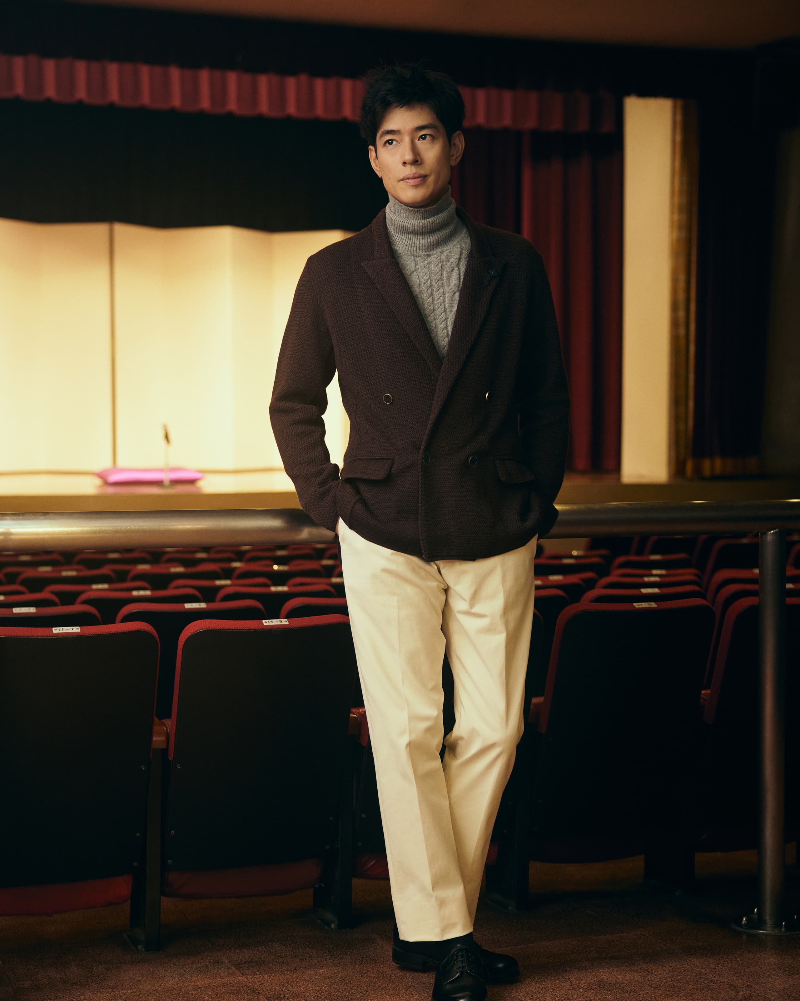 中島歩が纏うLARDINI LOOK 01
